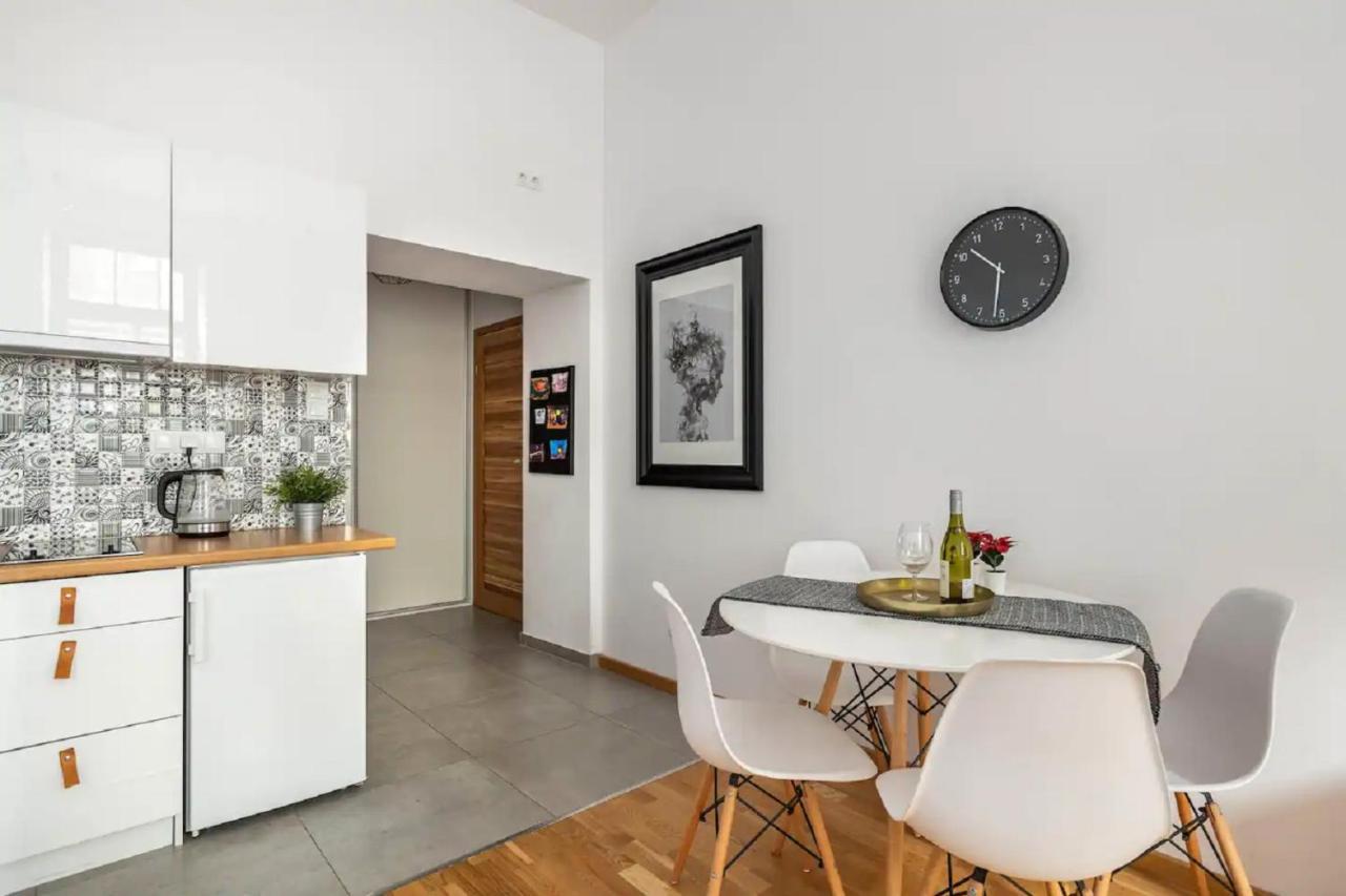 Discover Krakow Apartments - 5 Borowickiej St - Studio Next To Opera And Unity Centre Εξωτερικό φωτογραφία